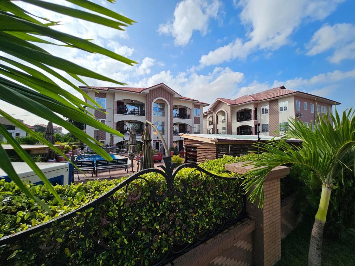 Ibranad Apartments Accra Exterior foto