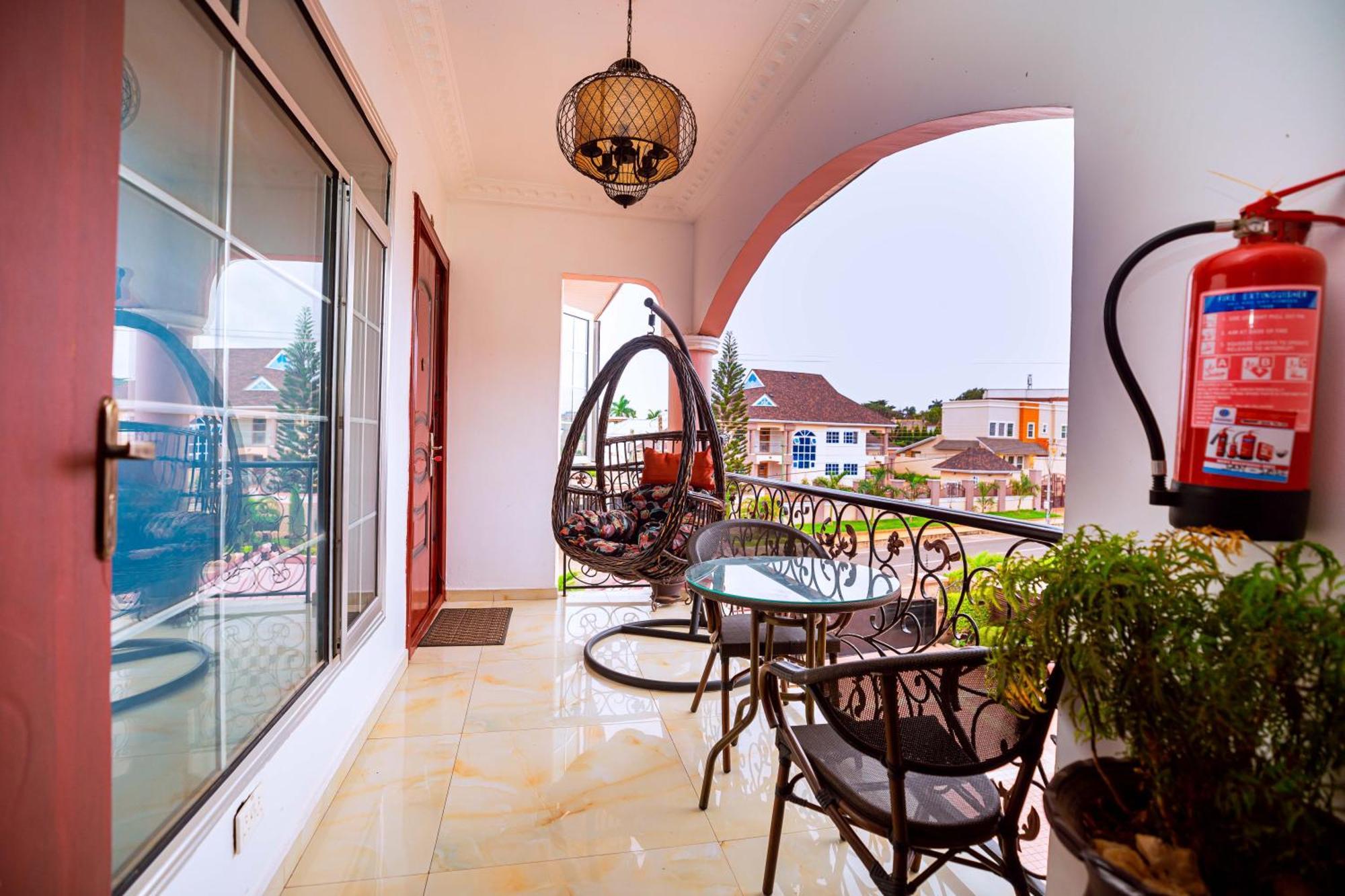 Ibranad Apartments Accra Exterior foto