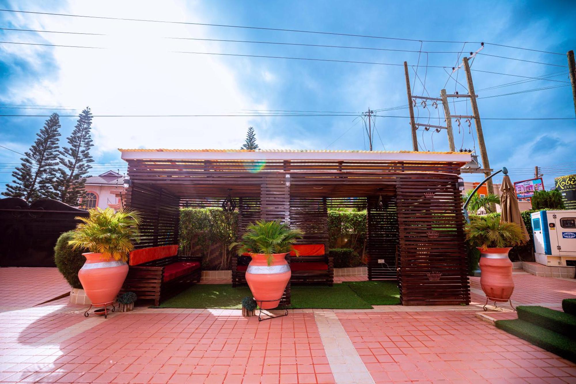Ibranad Apartments Accra Exterior foto